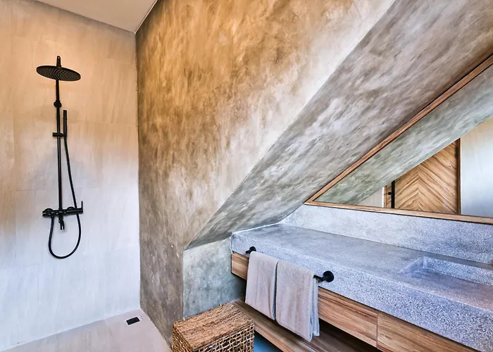 Berawa Townhouse Unit 5 By Betterplace Villa